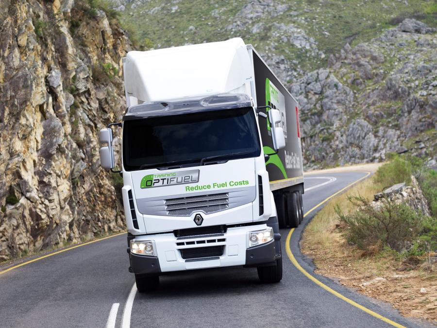  Renault Premium Lander 6x4 2006 года  (фото 4 из 23)
